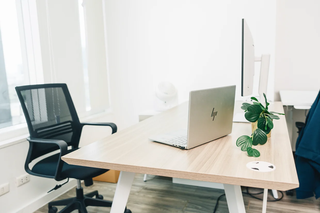 Modern workstation